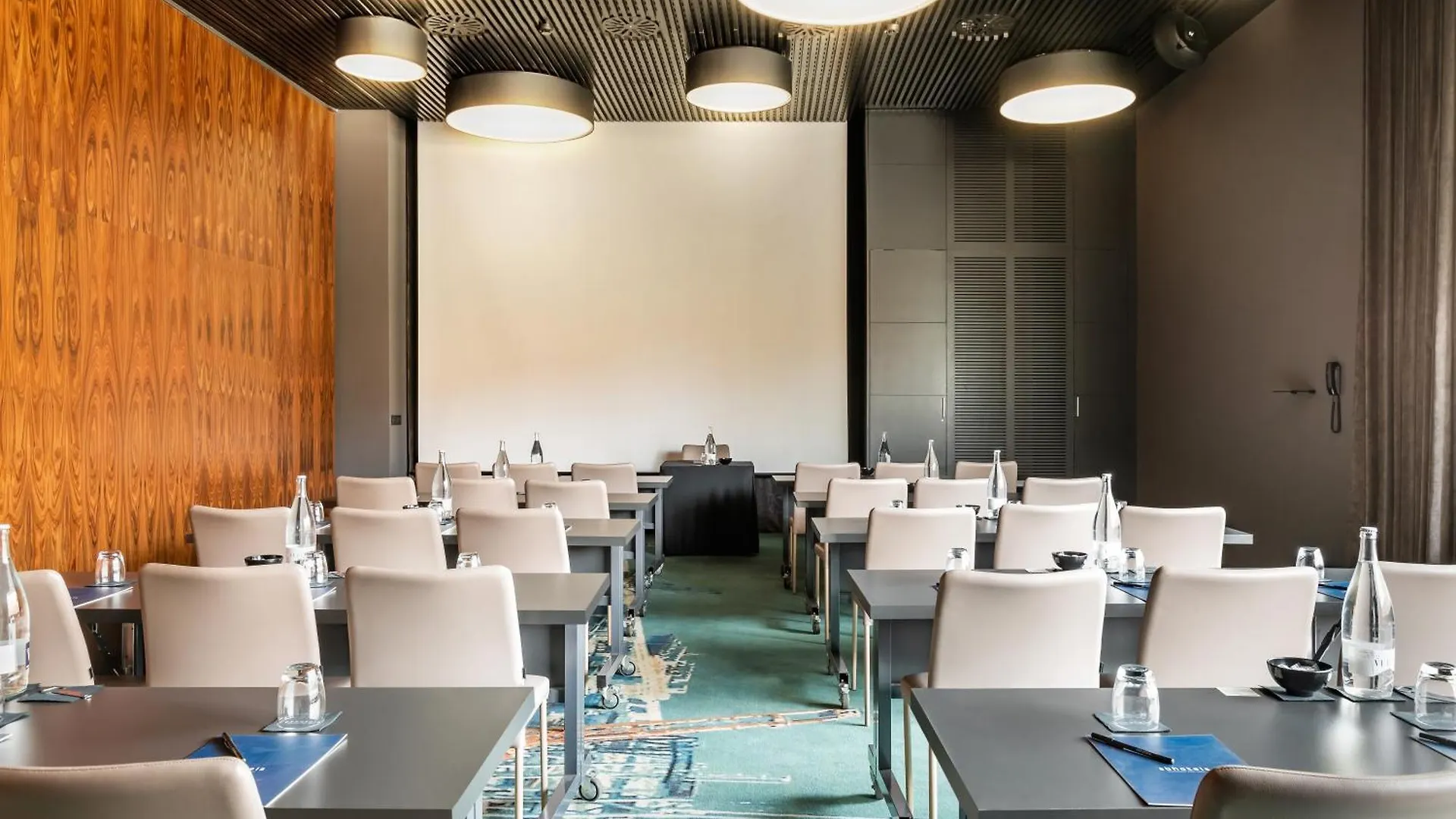 Hotel Sb Plaza Europa L'Hospitalet de Llobregat 4*,